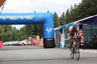 IMG_0842 Kocurek osamocen na Ráztoce s čtyřminutovým náskokem. Ještě 6 kilometrů do cíle na Pustevnách o téměř 500 metrů výš. Vyjde to?